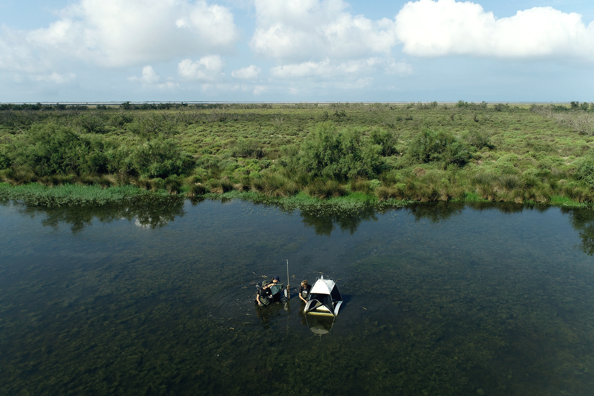 2025_Pose materiel suivi RestChirEau@LoicWillm